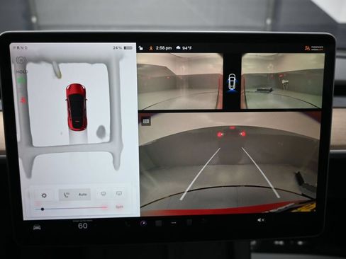 Used 2023 Tesla Model Y Long Range AWD/4WD image 10