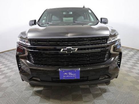 Used 2022 Chevrolet Suburban RST w/ Sport Performance Package AWD/4WD image 4