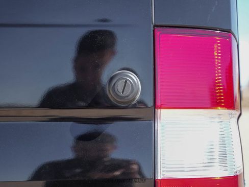 Used 2017 Mercedes-Benz Sprinter 3500 image 99