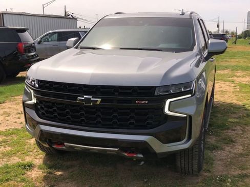 Used 2023 Chevrolet Tahoe Z71 AWD/4WD image 2