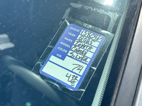 Used 2025 Toyota Camry LE FWD image 25
