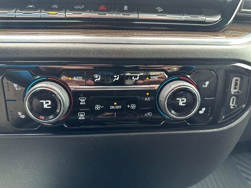 Used 2023 Chevrolet Silverado 1500 LT w/ Z71 Off-Road Package image 35