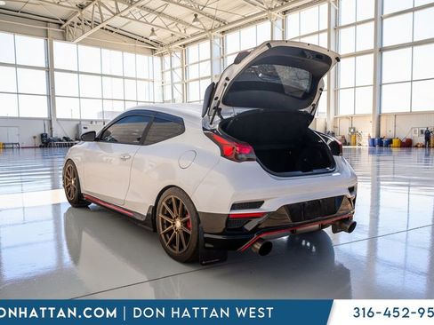 Used 2020 Hyundai Veloster N image 25