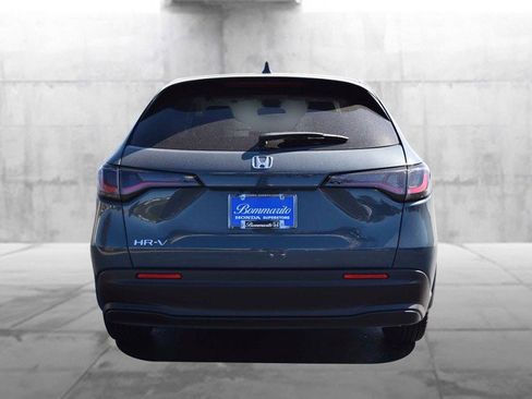 New 2026 Honda HR-V LX image 6