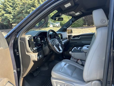 Used 2022 GMC Sierra 1500 SLT image 36