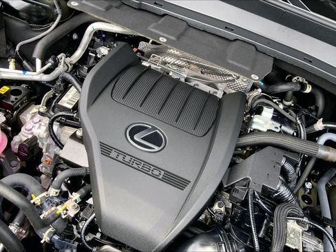Certified 2025 Lexus TX 500h AWD w/ Technology Package image 33