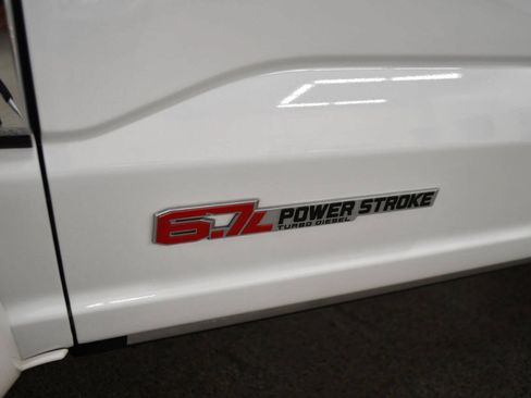 Used 2023 Ford F450 Limited w/ FX4 Off-Road Package AWD/4WD image 32