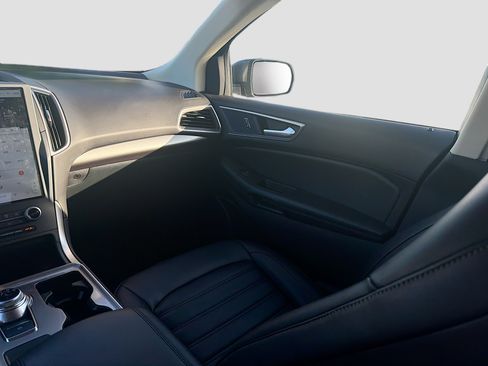 Used 2023 Ford Edge SEL w/ Convenience Package image 22
