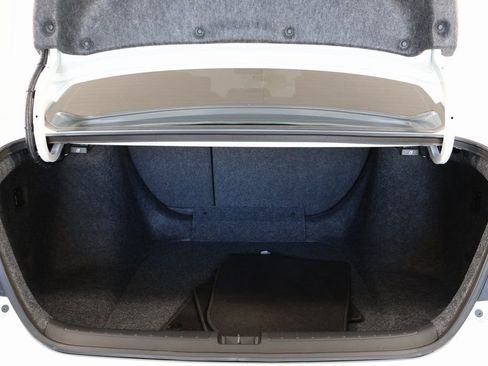 Used 2022 Honda Accord Sport image 14