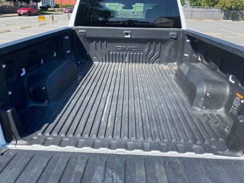 Used 2023 GMC Sierra 1500 Elevation w/ X31 Off-Road Package image 25