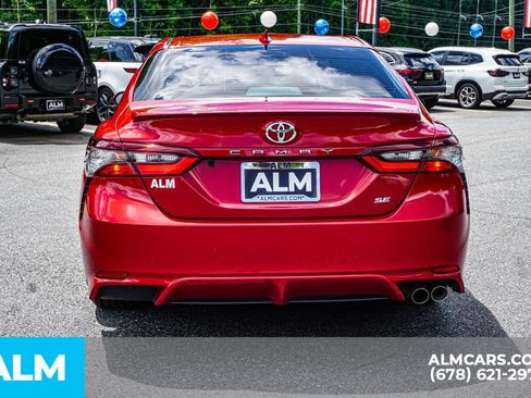 Used 2022 Toyota Camry SE w/ Convenience Package FWD image 11