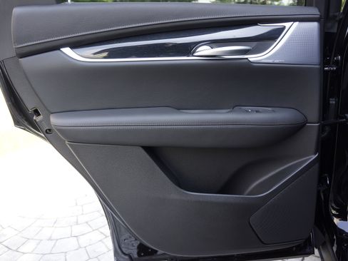 Used 2025 Cadillac XT5 Premium Luxury image 26