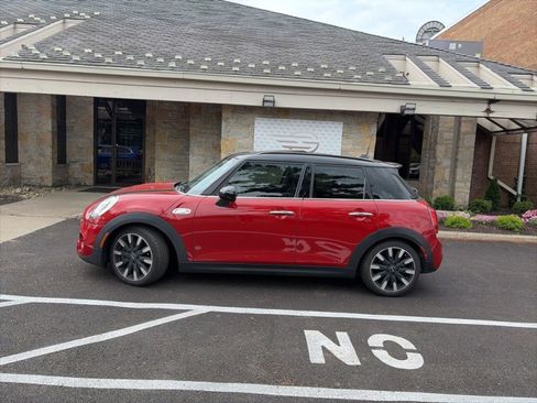 Used 2016 MINI Cooper S FWD image 4