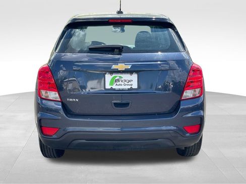 Used 2019 Chevrolet Trax LS FWD image 7