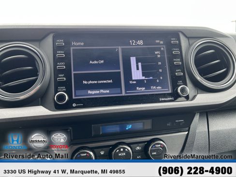 Used 2022 Toyota Tacoma TRD Sport AWD/4WD image 17