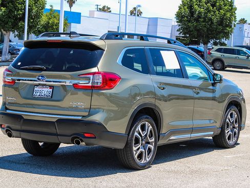Used 2023 Subaru Ascent Limited w/ Technology Package AWD/4WD image 7