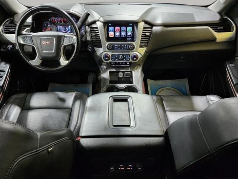 Used 2018 GMC Yukon XL SLT w/ Open Road Package AWD/4WD image 10