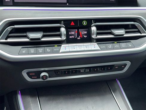 Used 2023 BMW X5 sDrive40i w/ Premium Package image 32