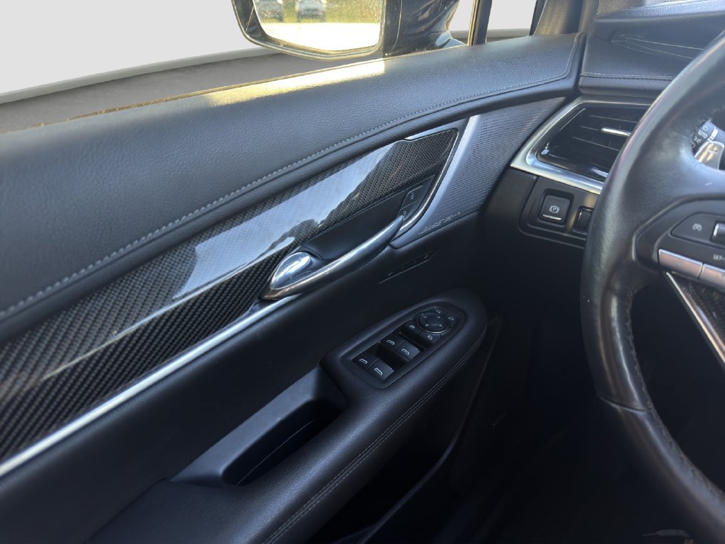 Used 2023 Cadillac XT6 Sport AWD/4WD image 12