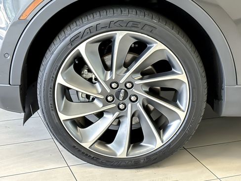 Used 2020 Lincoln Nautilus Reserve w/ Equipment Group 202A AWD/4WD image 27