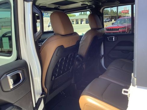Used 2021 Jeep Wrangler Unlimited Rubicon AWD/4WD image 24
