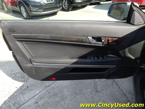 Used 2011 Mercedes-Benz E 350 Cabriolet image 27