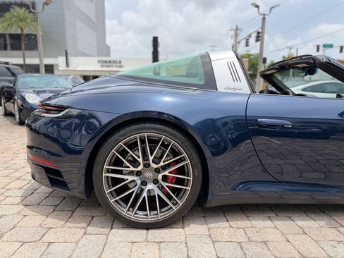 Used 2022 Porsche 911 Targa 4S AWD/4WD image 24