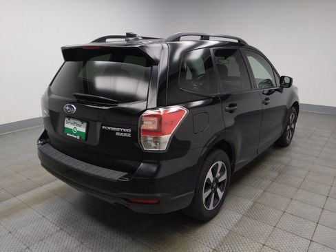 Used 2017 Subaru Forester 2.5i Premium w/ All-Weather Package image 9