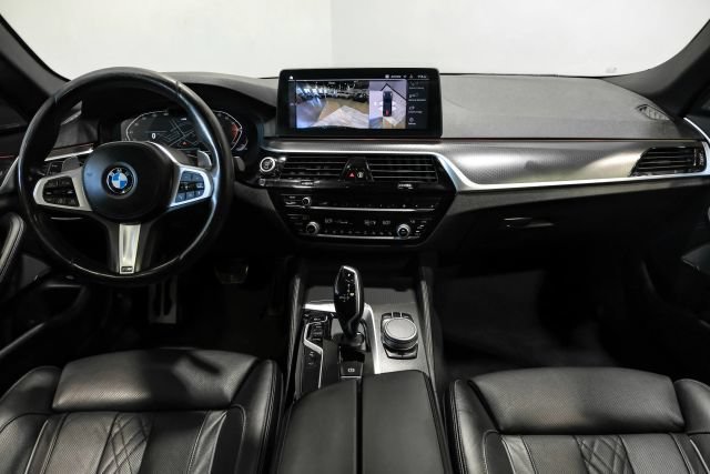 Used 2021 BMW 540i w/ M Sport Package RWD image 18