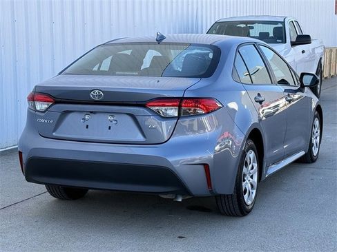 Used 2024 Toyota Corolla LE image 4