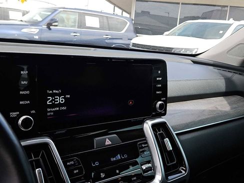Used 2022 Kia Sorento SX Prestige AWD/4WD image 24