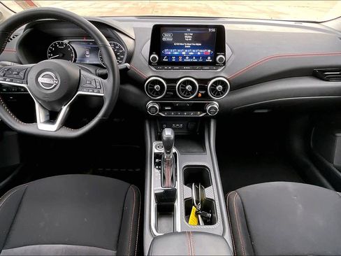Used 2025 Nissan Sentra SR image 15