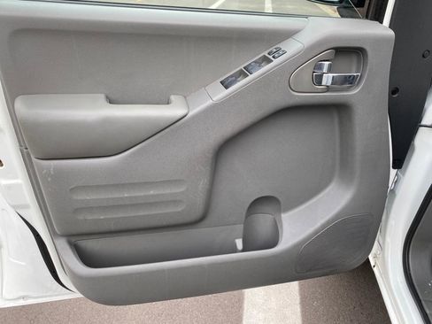 Used 2017 Nissan Frontier SV w/ SV Value Truck Package image 22