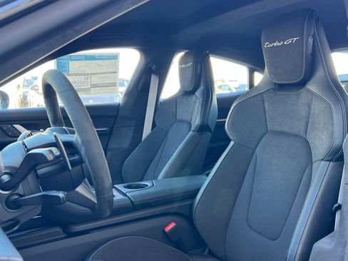 New 2025 Porsche Taycan Turbo GT image 5