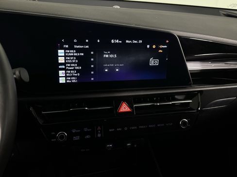 Used 2023 Kia Niro Wind w/ Wind Preserve Package image 14