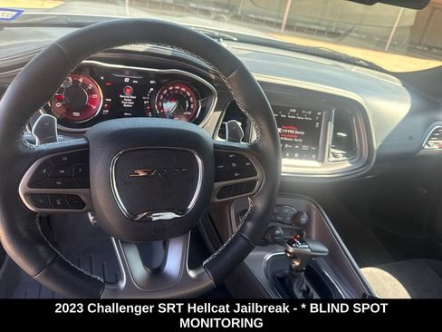 Used 2023 Dodge Challenger SRT Hellcat w/ Driver Convenience Group RWD image 7