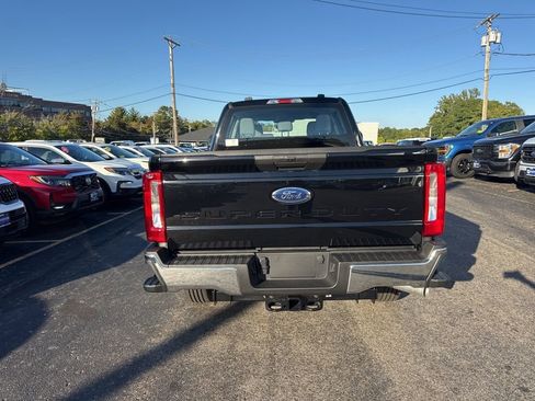 New 2026 Ford F250 XL w/ XL Chrome Package image 7