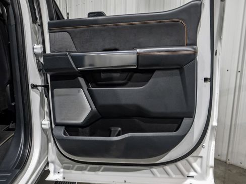 Used 2024 Ford F350 Platinum w/ FX4 Off-Road Package image 48