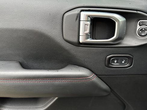 Used 2019 Jeep Wrangler Unlimited Rubicon image 11