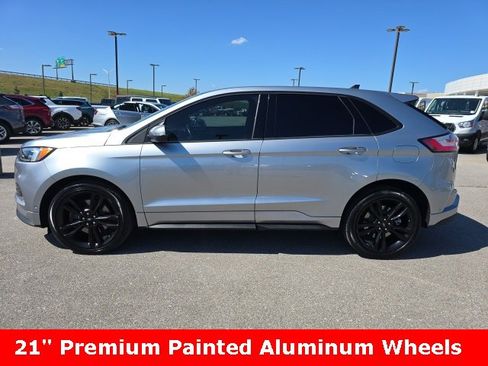 Used 2022 Ford Edge ST w/ Equipment Group 401A image 2
