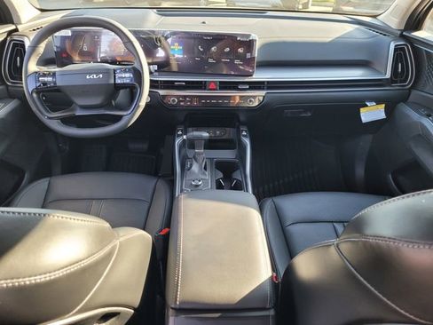 New 2026 Kia Sorento S image 8