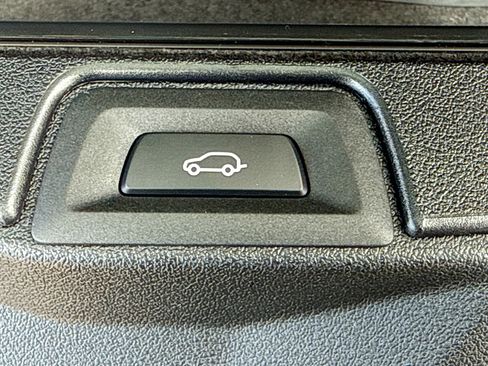 New 2026 BMW X5 M60i AWD/4WD image 13