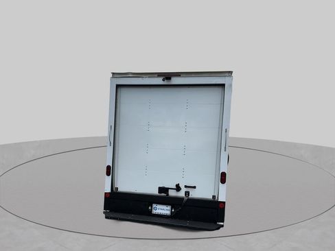 Certified 2022 Ford Transit 350 DRW RWD image 10