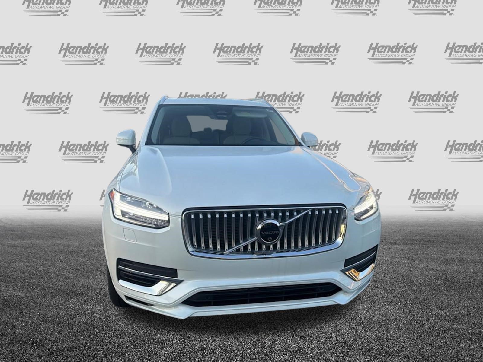 Used 2024 Volvo XC90 T8 Plus w/ Protection Package Premier AWD/4WD image 3