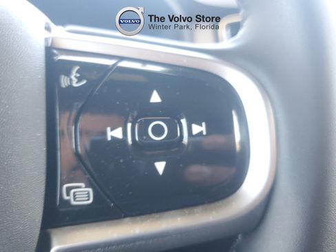 Used 2026 Volvo XC90 B6 Plus w/ Protection Package Premier AWD/4WD image 18