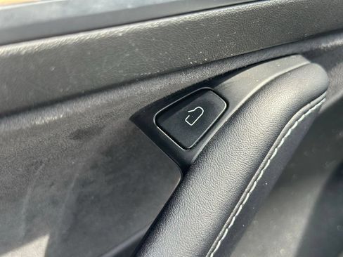 Used 2022 Tesla Model 3 Performance AWD/4WD image 19