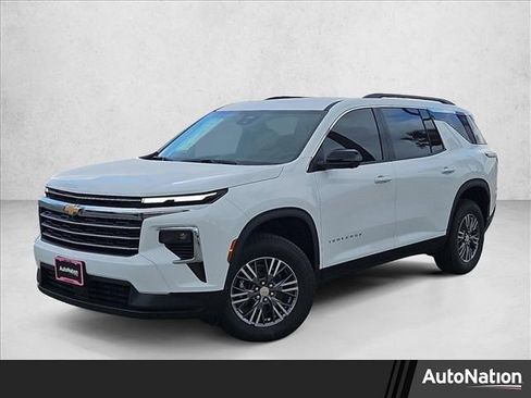 New 2026 Chevrolet Traverse LT w/ Driver Confidence Package image 1