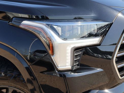 Certified 2025 Toyota Sequoia Platinum AWD/4WD image 10