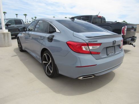 Used 2022 Honda Accord Sport Special Edition image 4