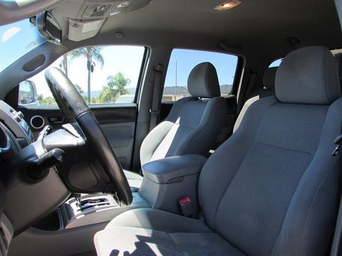 Used 2010 Toyota Tacoma PreRunner RWD image 10